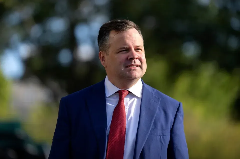 Trump taps housing finance director Pulte as acting director of national intelligence after Gabbard