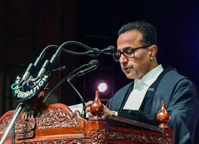 SC Collegium recommends elevation of 5 persons including J&K CJ to Apex Court