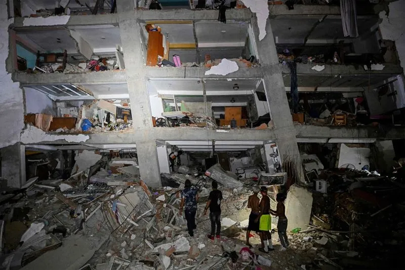World leaders react with offers and solidarity after powerful quakes hit Venezuela