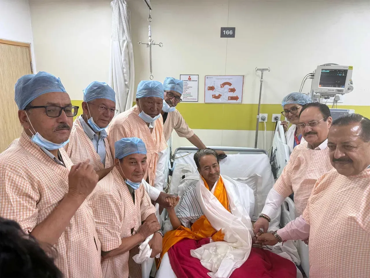 Sonam Wangchuk ends his hunger strike after 26 days in presence of MoS Jitendra Singh, Health Minister JP Nadda