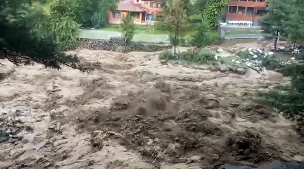 Four back-to-back cloudbursts hit Kashmir