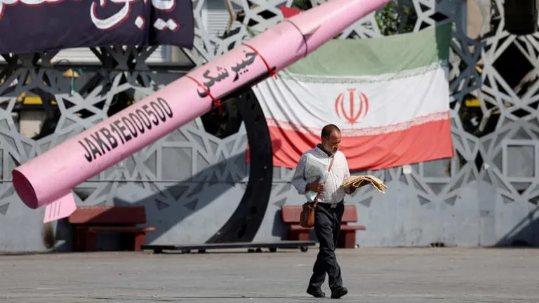 IRGC says Iranian forces ready to deliver 'decisive response' to threats
